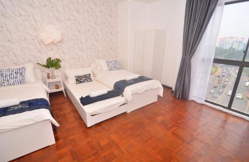 Kampung Surabaya Apartment | New Riverbank Suites - Waterfront Kuching City