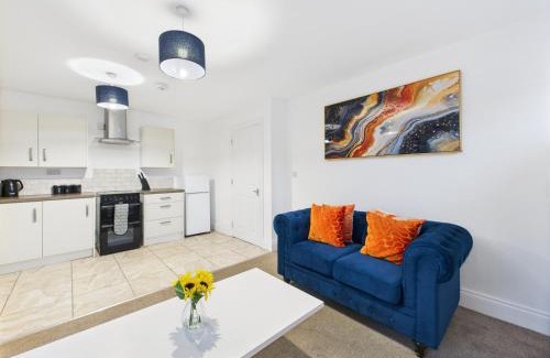 Wychbold House | NEW Saxon Way by Signature Stays - Worcestershire