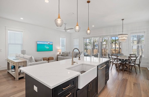 Village of Sugar Beach House | New Seagrove Home - Steps to Beach, Bikes, Pool