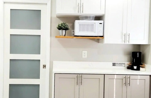 Bloomingdale Apartment | New! Serenity Villa. Cozy and modern. Enjoy Florida and rest happy!