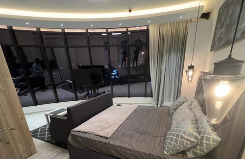 Block 428 Apartment | NEW Studio Apartment - 5 minutes to everything
