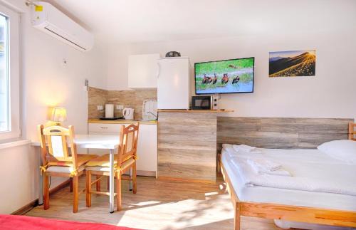 Ljubljana Apartment | New Studio with AirCon & FREE Parking