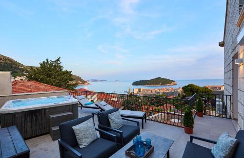 Gornji Kono Apartment | New & Stunning Views in Luxury 5* Divona Apartment