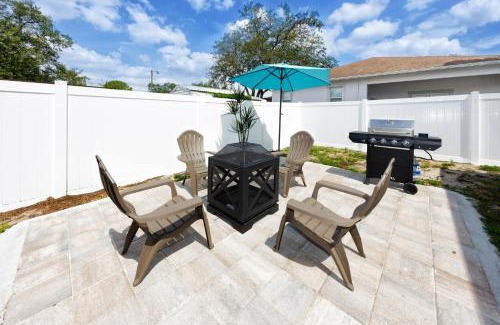 Terrace Park House | NEW! Summer Safari - Professionally Decorated Home by Busch Gardens & USF