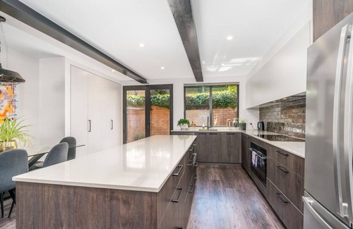 Garran Apartment | New to VRBO: 3BR Home near Canberra Hospital & Parliament