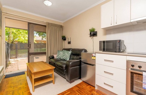Garran House | NEW TO VRBO: Stylish Furnished Home Close to Woden Centre
