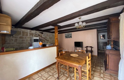 Vimenet Apartment | New VIMENET(Aveyron) between aubrac and lévézou apartment in small village