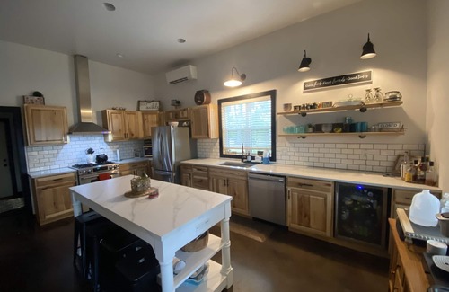 Mountain Cabin | New Waterfront Full Rec Lake Home On UTV Sled Trails Sleeps 10