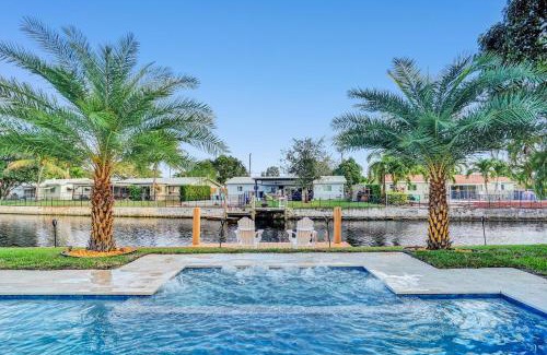 North Corals House | New! Waterfront Heated Pool & Jacuzzi 2 mi to Beach - Fishing Pier Relaxing SPA & Hammock