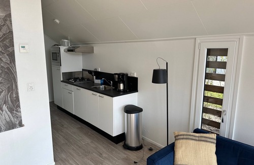 Olburgen House | NEW: with fence - "Pure relaxation at Chalet IJsselNest - NEW: now with fence"