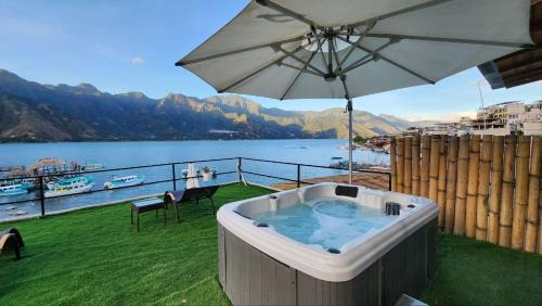 San Pedro La Laguna House | NEW YORK by luxury atitlan
