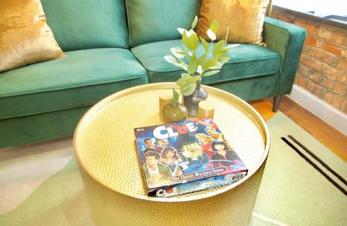 East Harlem Apartment | New York Style Stay near Central Park