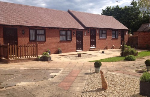 Newent House | Newent Golf Club and Lodges