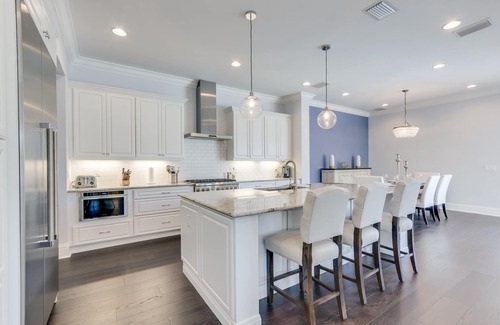 Totterdale House | Newer Island Style Home with Salt Water Pool