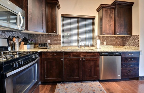 Bear Hollow Village Condo | Newest built condos in Bear Hollow, easy access to Ski resorts and freeway