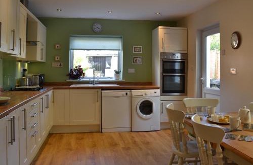 Combe Martin House | Newhaven