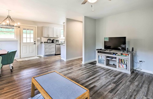 Frank House | Newland Retreat w/Creek, Near Hiking + Wineries!