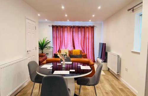 Stone House | NEWLY BUILT 2 BEDROOMS SERVICE APARTMENT in DARTFORD