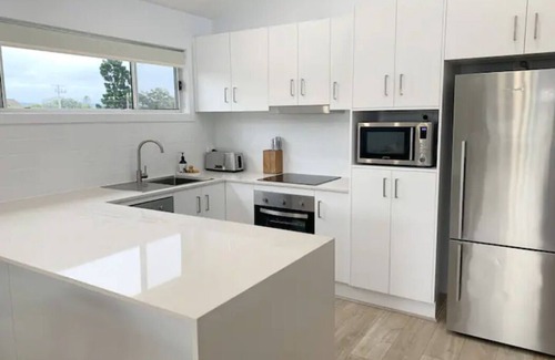 Ettalong Beach House | Newly built 2 story-dwelling *7 min from the beach!*