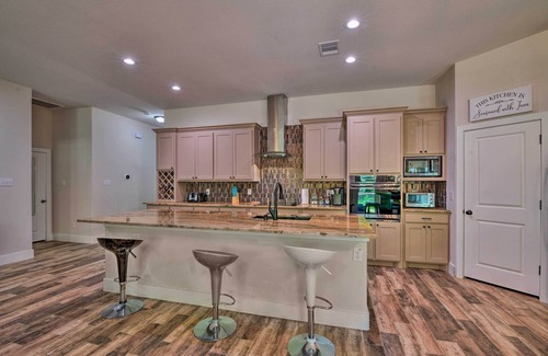 South Arlington House | Newly Constructed Mansfield Home w/Fenced Yard!