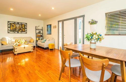 Glendora House | Newly Remodeled 3B2B House