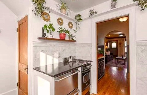 Kutzky Park House | Newly remodeled home 1 block to Mayo & St. Mary's