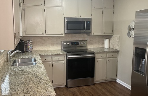 Lilburn House | Newly Remodeled Near Stone Mountain Park