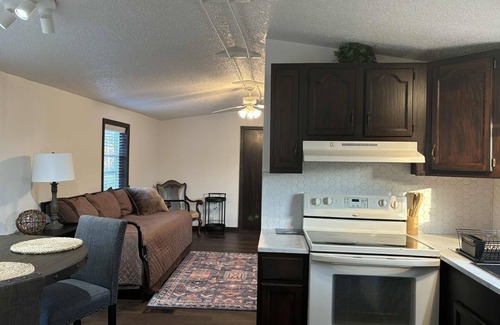 Spring Church House | Newly Remodeled & Stylish Guest Hideaway: Sleeps 6