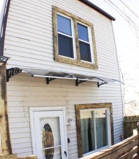 Marshall-Shadeland House | Newly Renovated 2-Bed near Downtown-North Shore