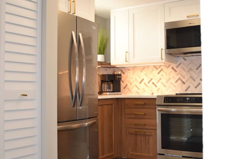 St. Augustine Beach Condo | Newly Renovated 2-Bedroom Condo Overlooking Pool and Short Walk to Beach