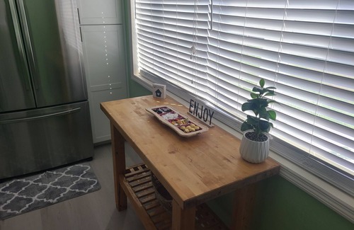 O Brien House | Newly Renovated 3 bedroom home close to springs, eateries, markets, and downtown