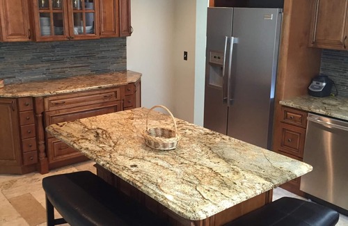 West St. Paul House | Newly renovated 3 bedroom, 2 bathroom home (8.5 miles from airport)