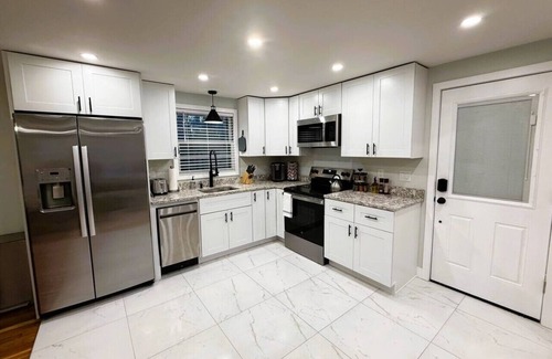 Southwood Acres House | Newly Renovated 4 Bedroom House