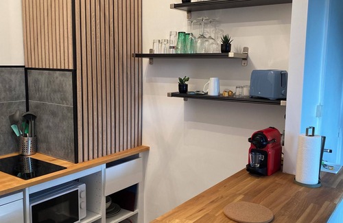 Lambezellec Apartment | Newly renovated apartment near shops