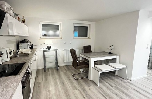 Rodenbach Apartment | Newly renovated basement apartment