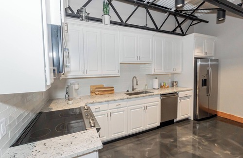 Jacksonville Hotel | Newly renovated Boutique Hotel *Must See*