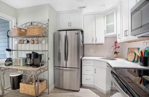 Stone Harbor House | Newly renovated condo in the heart of Stone Harbor!