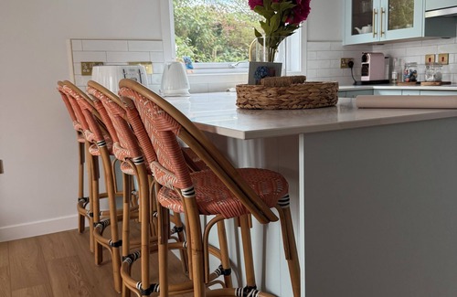 Whiteness Ski Chalet | Newly Renovated Chic Beachfront Chalet with Sea Views in Shetland