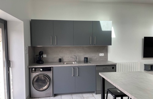 Courant House | Newly renovated village house
