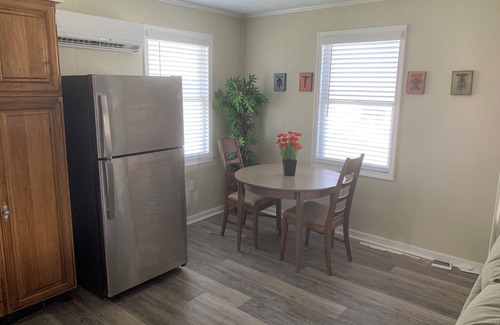 Bolivar Apartment | Newly renovated - Walk to Harpers Ferry NP