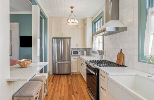 Harleston Village House | Newly Restored Charming 2-Bedroom Home with Ensuite's & Prime Location
