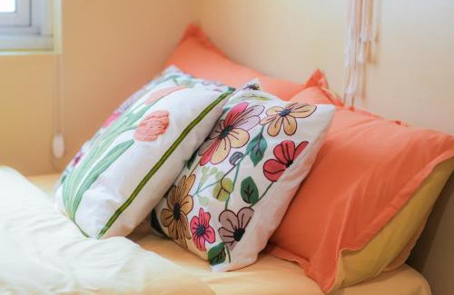 South Triangle Apartment | NEWLY Staycation in MPlace Residences for 3 Pax