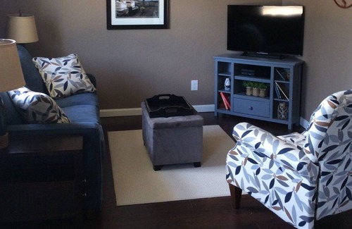 Cadillac House | Newly Updated Home - 900 Chestnut St. - short walk to Lake Cadillac