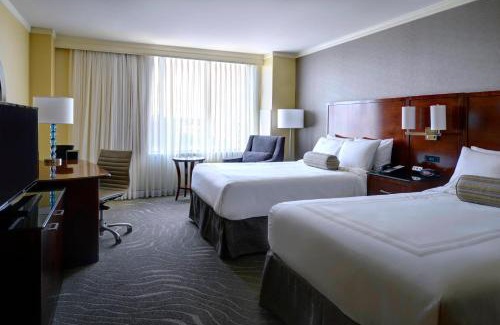 Central Newport News Hotel | Newport News Marriott at City Center