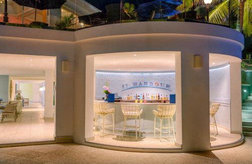 Paget Resort | Newstead Belmont Hills Golf Resort & Spa