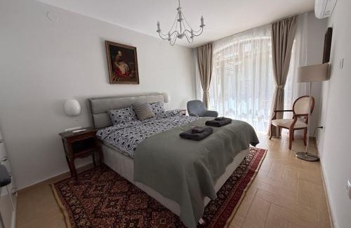 Shiligarnika Apartment | Next to the Ski Lift Downtown Bansko