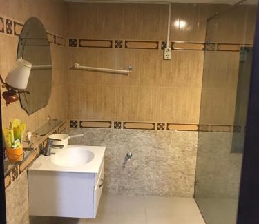District 10 Hotel | Nhật Vân 1