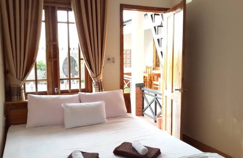 Cua Lap House | Nhat Huy Bungalow