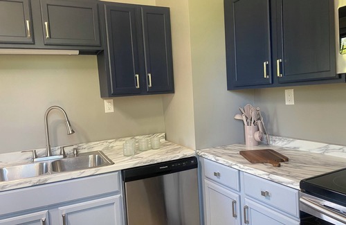 Burnside House | nHistoric beauty with partial lake views, walking distance to Burnside Marina!