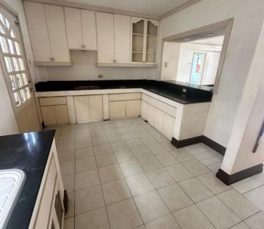 Valencia House | NHV Homestay
